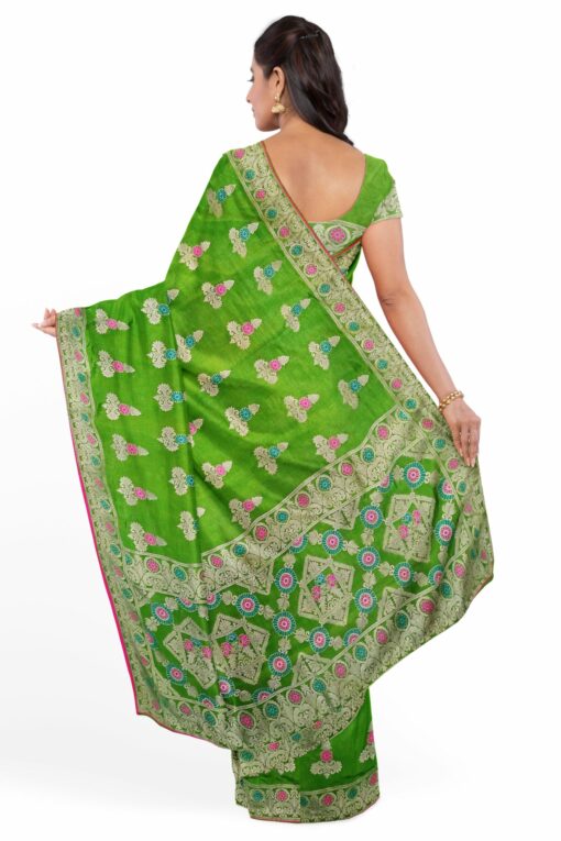 Green Silk Saree With Zari Border